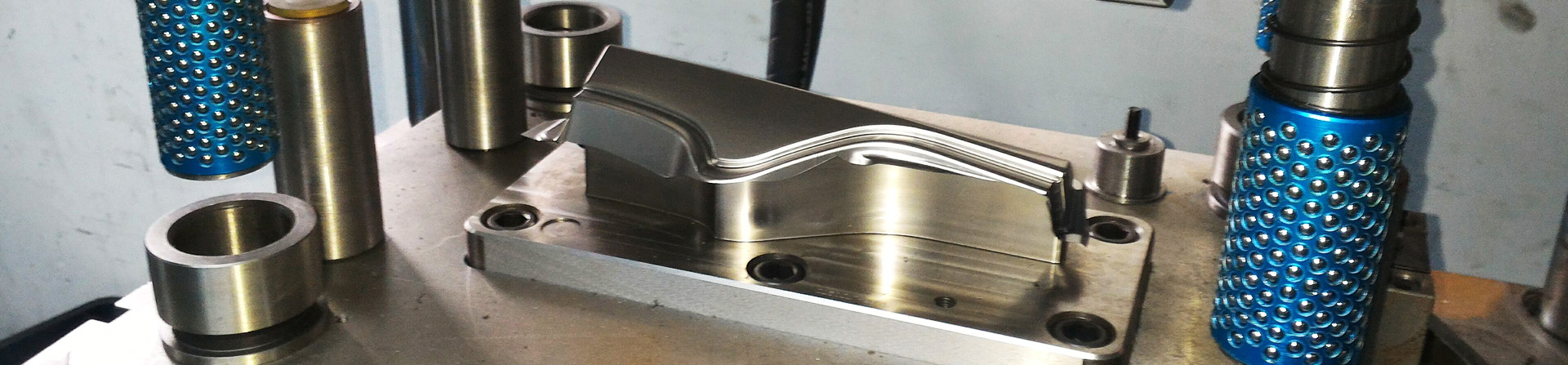 Shenzhen Huayisheng Mould Co., Ltd